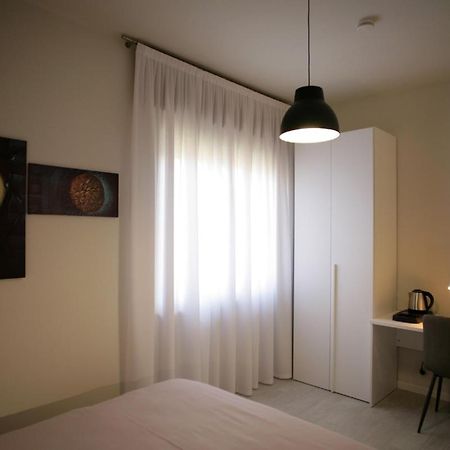 Melograno Rooms B&B Brogliano ภายนอก รูปภาพ