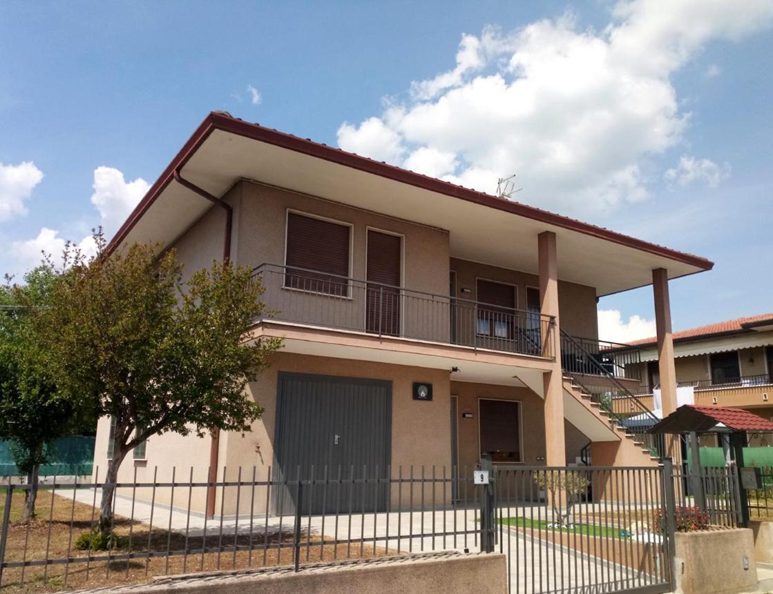 Melograno Rooms B&B Brogliano ภายนอก รูปภาพ
